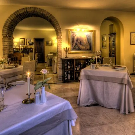 Hotel La Del Capitano 3*