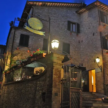 Hotel La Del Capitano 3*