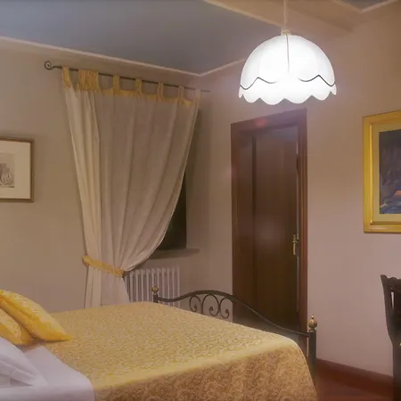 Ξενοδοχείο La Del Capitano 3*