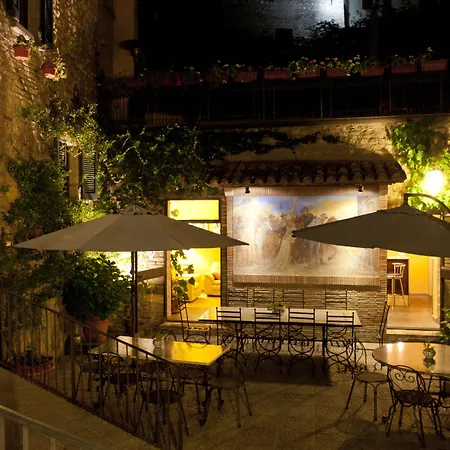 Hotel La Del Capitano Montone (Umbria)