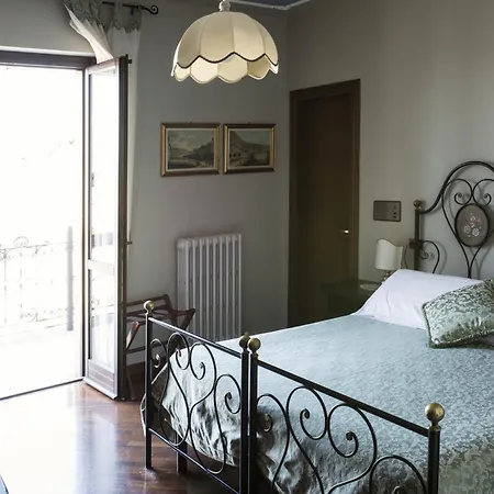 La Del Capitano 3* Montone (Umbria)