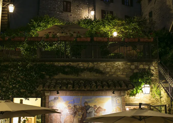 La Del Capitano مونتوني