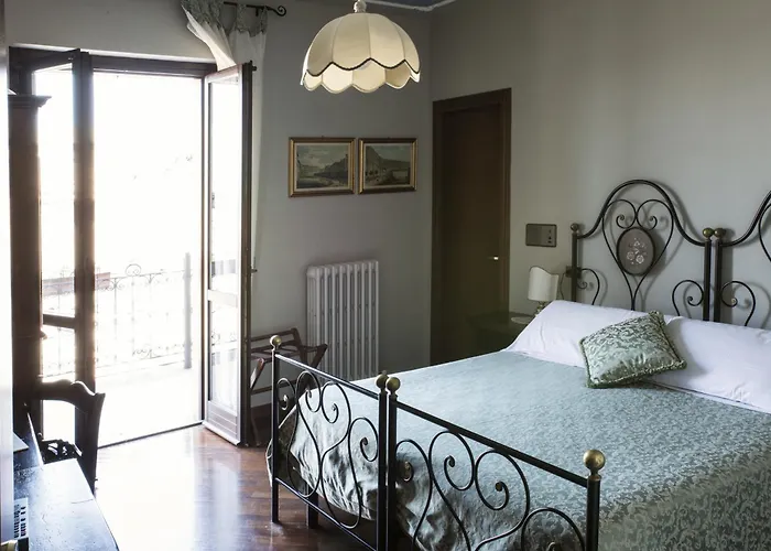 La Del Capitano 3* مونتوني