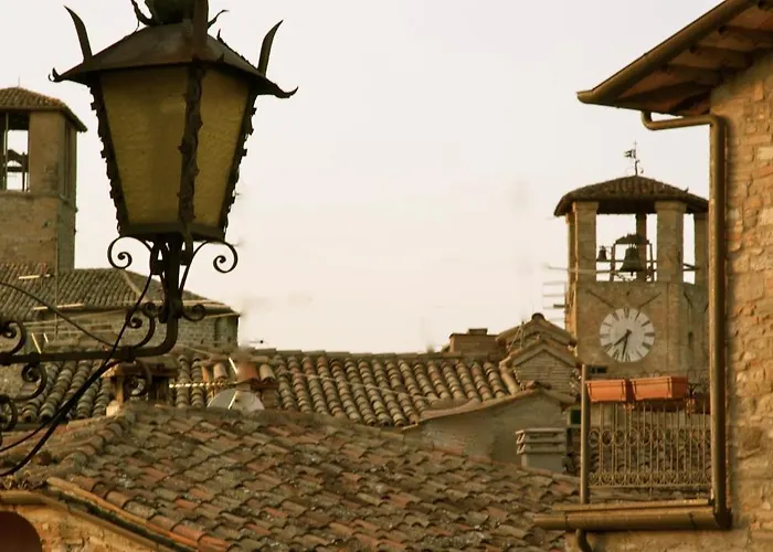 La Del Capitano 3* مونتوني